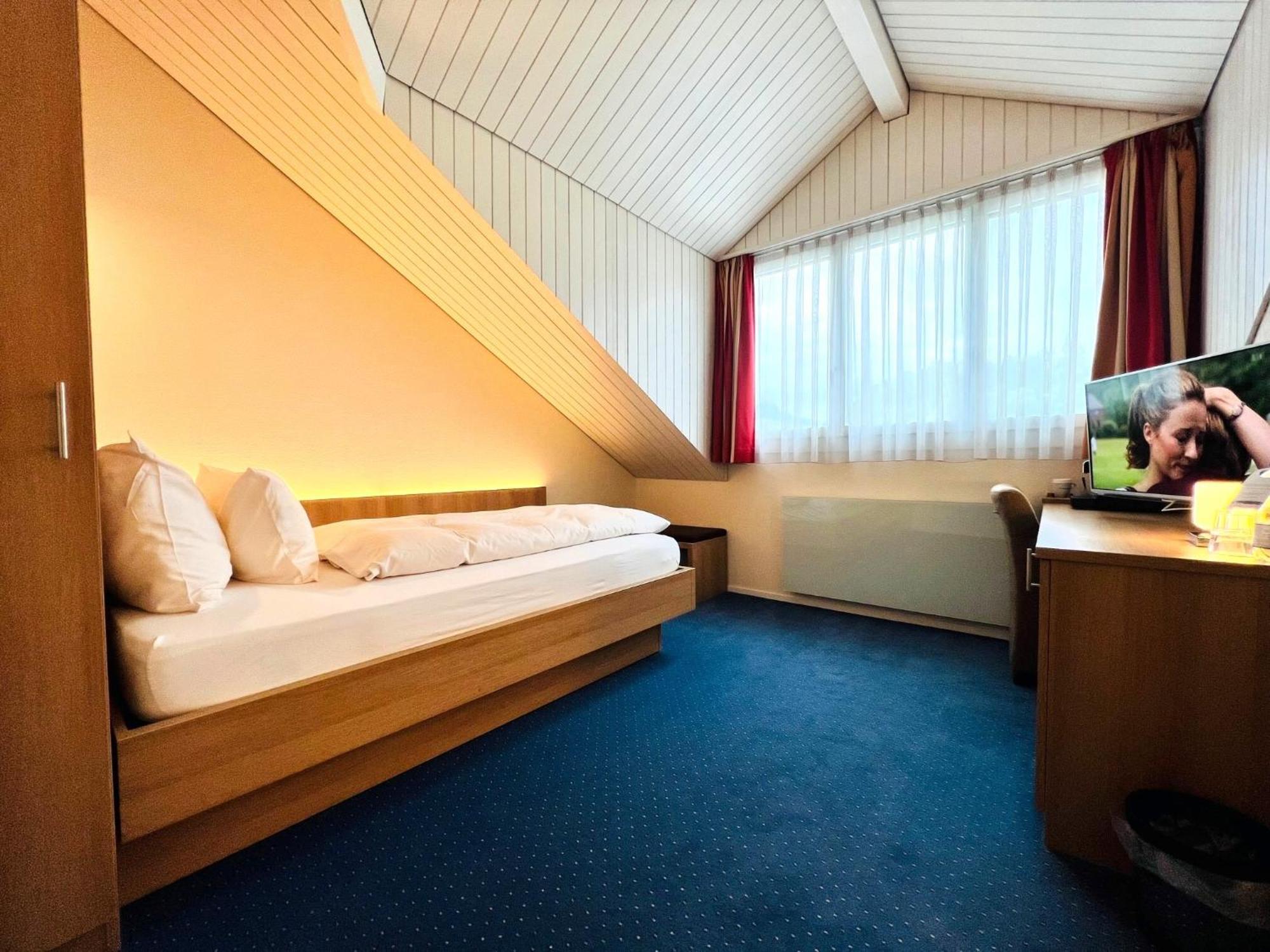 Hotel Felmis Self Check-In Horw Esterno foto